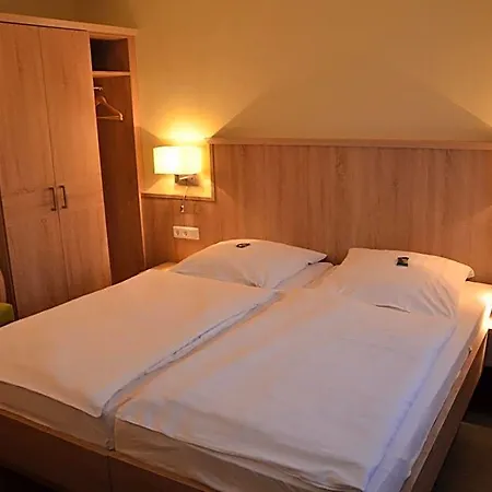 Sassor Hotel 2*