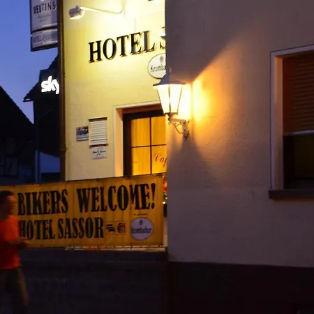 Sassor 2* Battenberg (Eder)